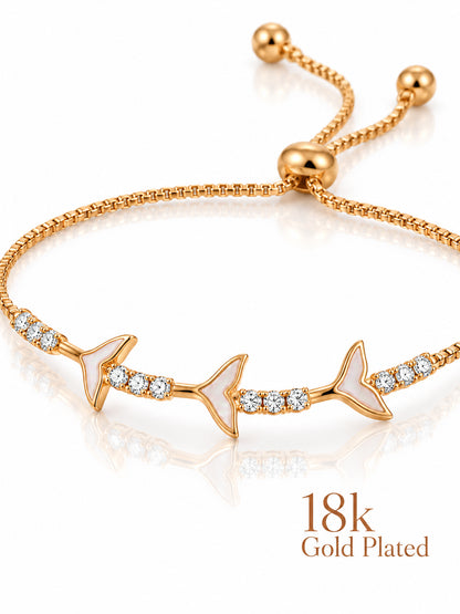 Fish Tail 18K Gold Plated Bracelet — closeup view
