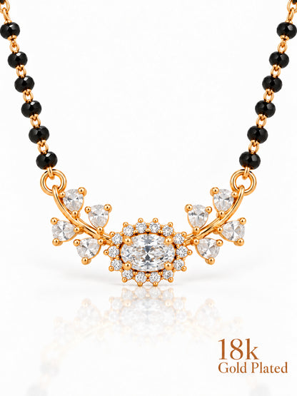 Floral Halo mangalsutra closeup white