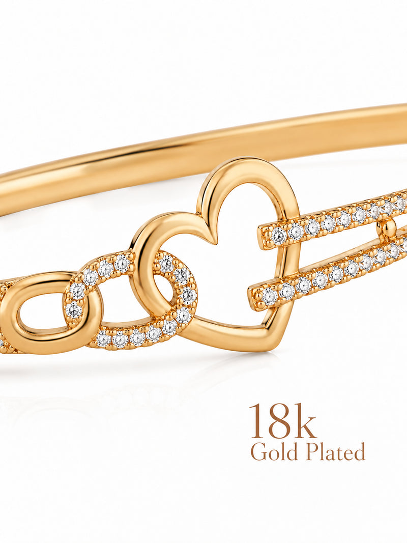 Close-up of Heart Bond 18K Gold Plated Bracelet