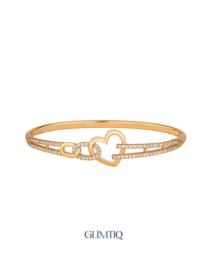 Heart Bond 18K Gold Plated Bracelet, studio view