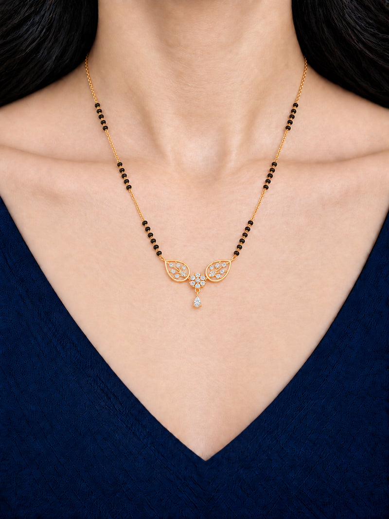 Model wearing Botanical Blossom Dewdrop mangalsutra
