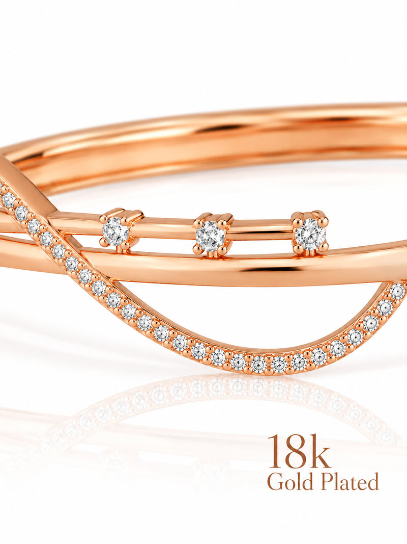 Moonlit Sweep rose gold plated bracelet close-up